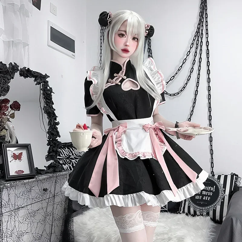 新しいスイートロリータメイドのコスプレ衣装。黒とピンクのドレ - Bathrobe のレビューと価格